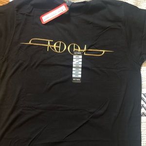 Mens black large TOOL t shirt . From Hot Topic